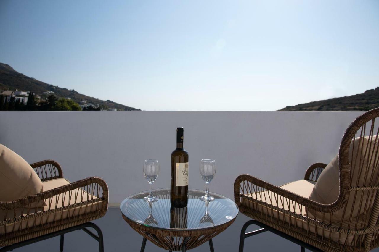Paros Elitas Villas Eksteriør bilde