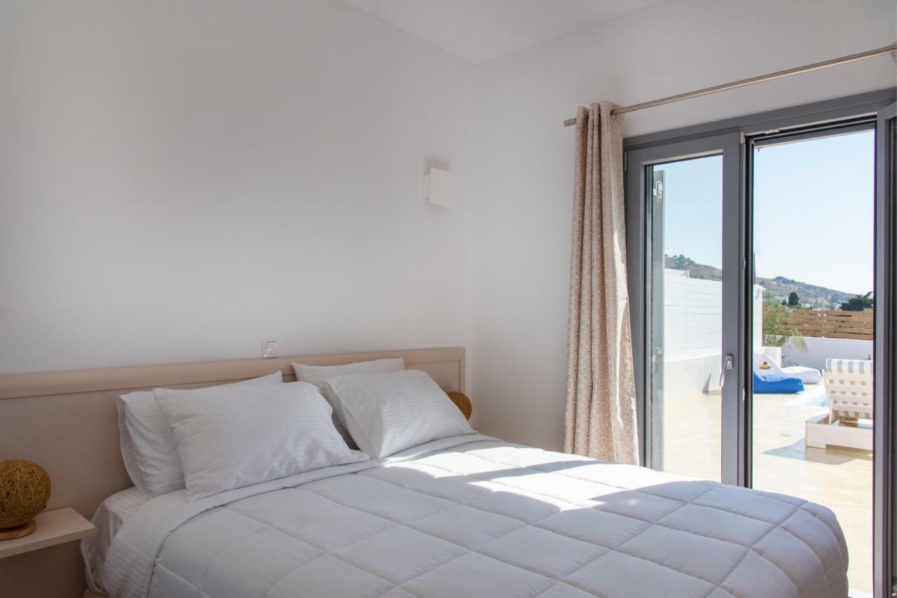 Paros Elitas Villas Eksteriør bilde