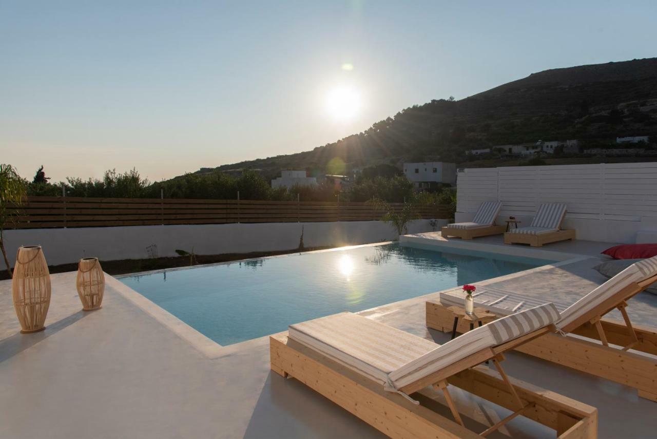 Paros Elitas Villas Eksteriør bilde