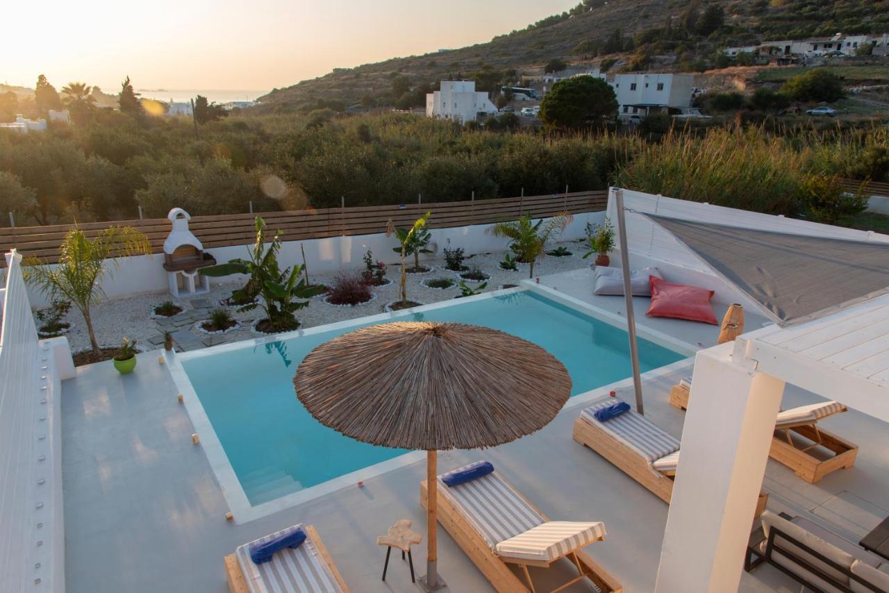 Paros Elitas Villas Eksteriør bilde